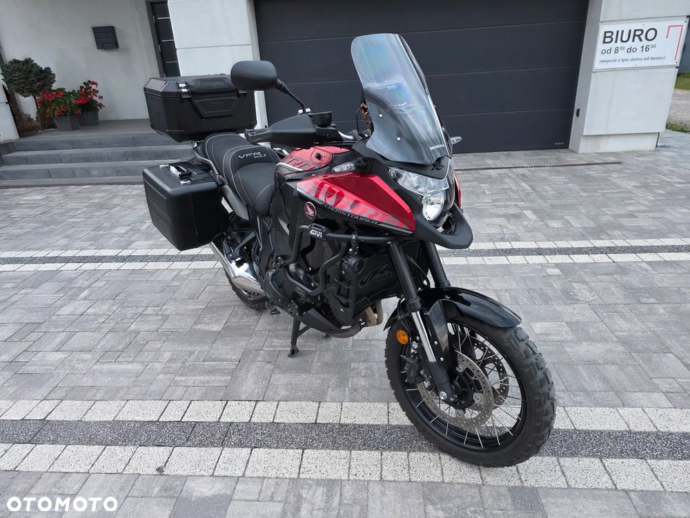 Honda VFR - 1