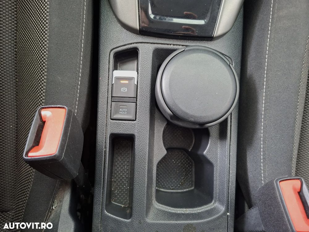 Volkswagen T-ROC 1.0 TSI Design - 18
