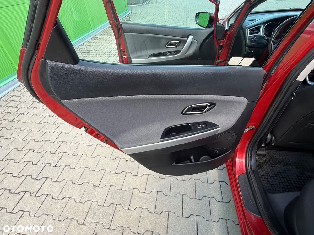 Kia Ceed 1.6 GDI L Business Line - 15