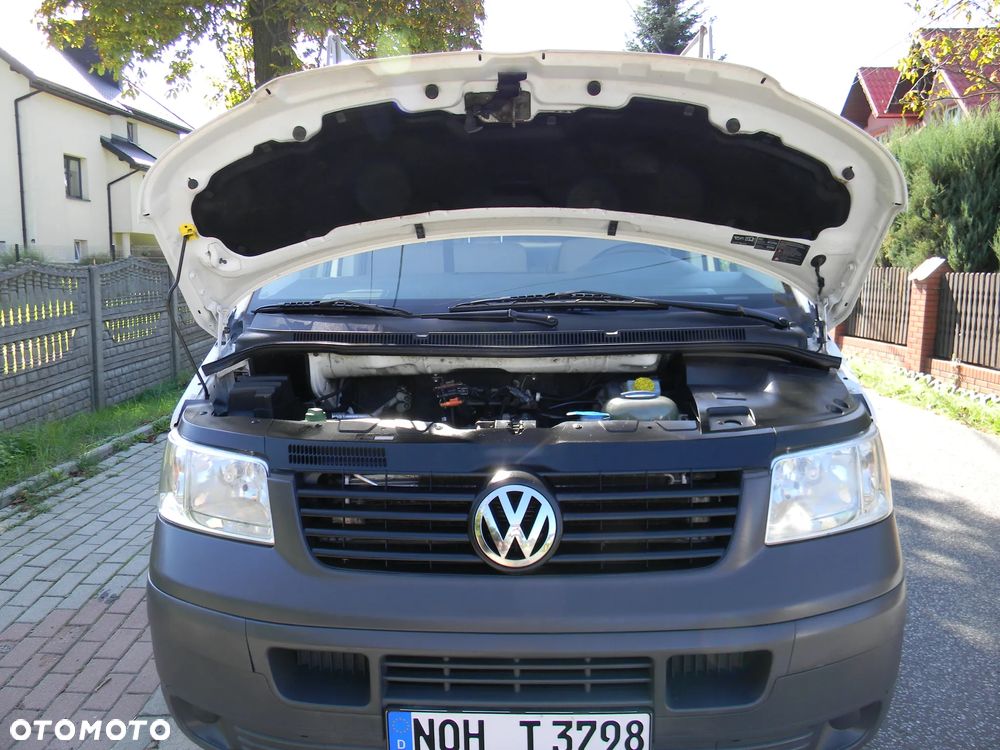 Volkswagen Transporter - 4
