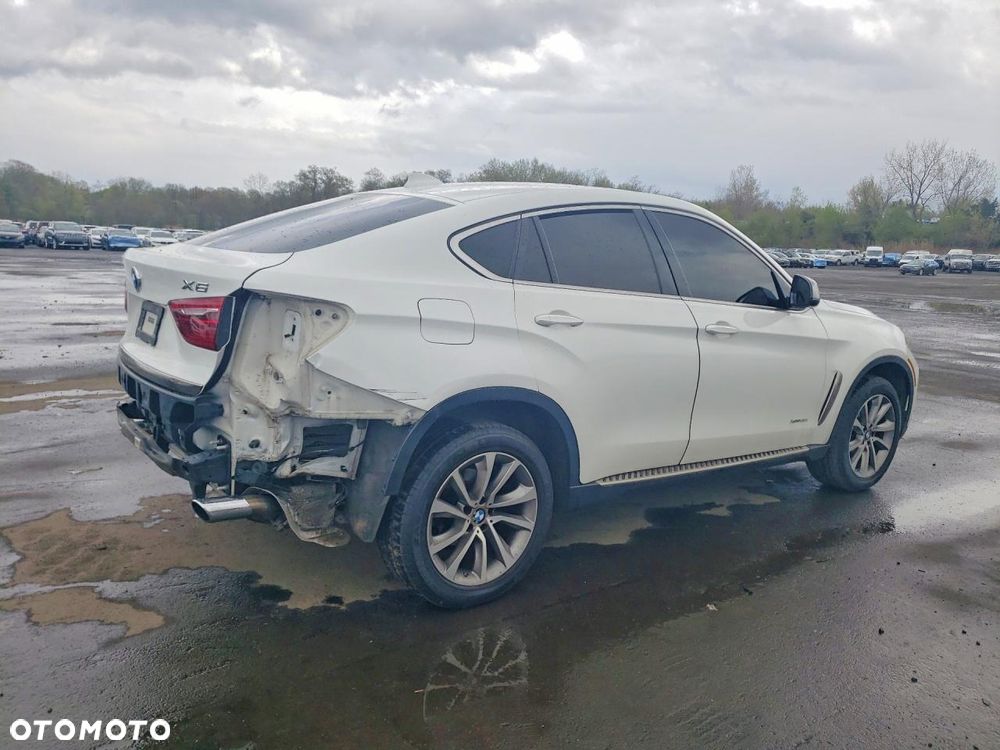 BMW X6 xDrive35i Performance M Paket - 4