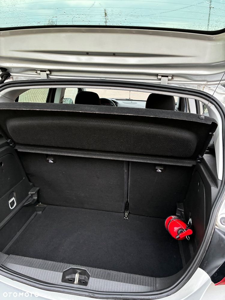 Opel Corsa 1.4 Enjoy - 5