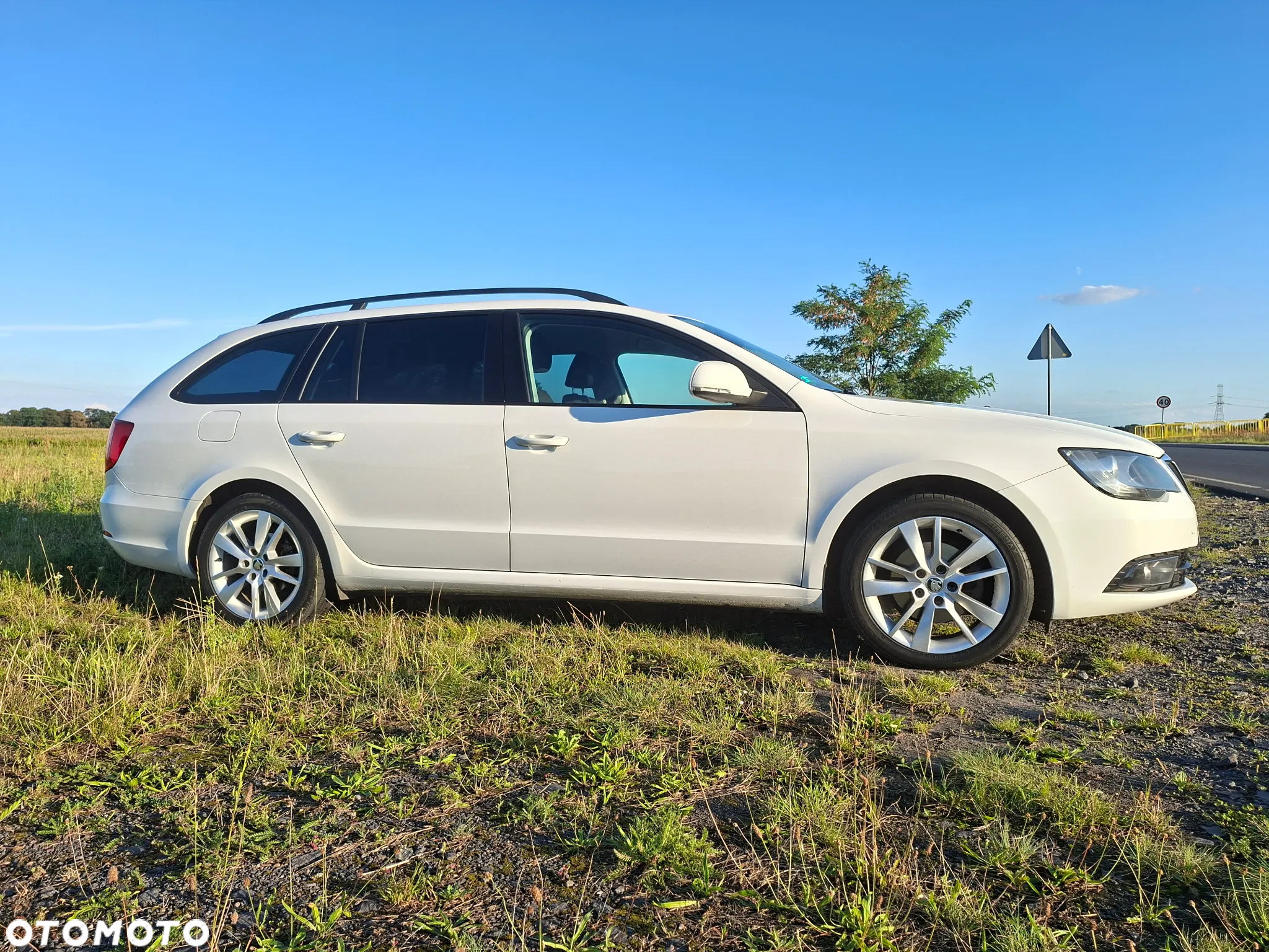 Skoda Superb 1.6 TDI Ambition - 6