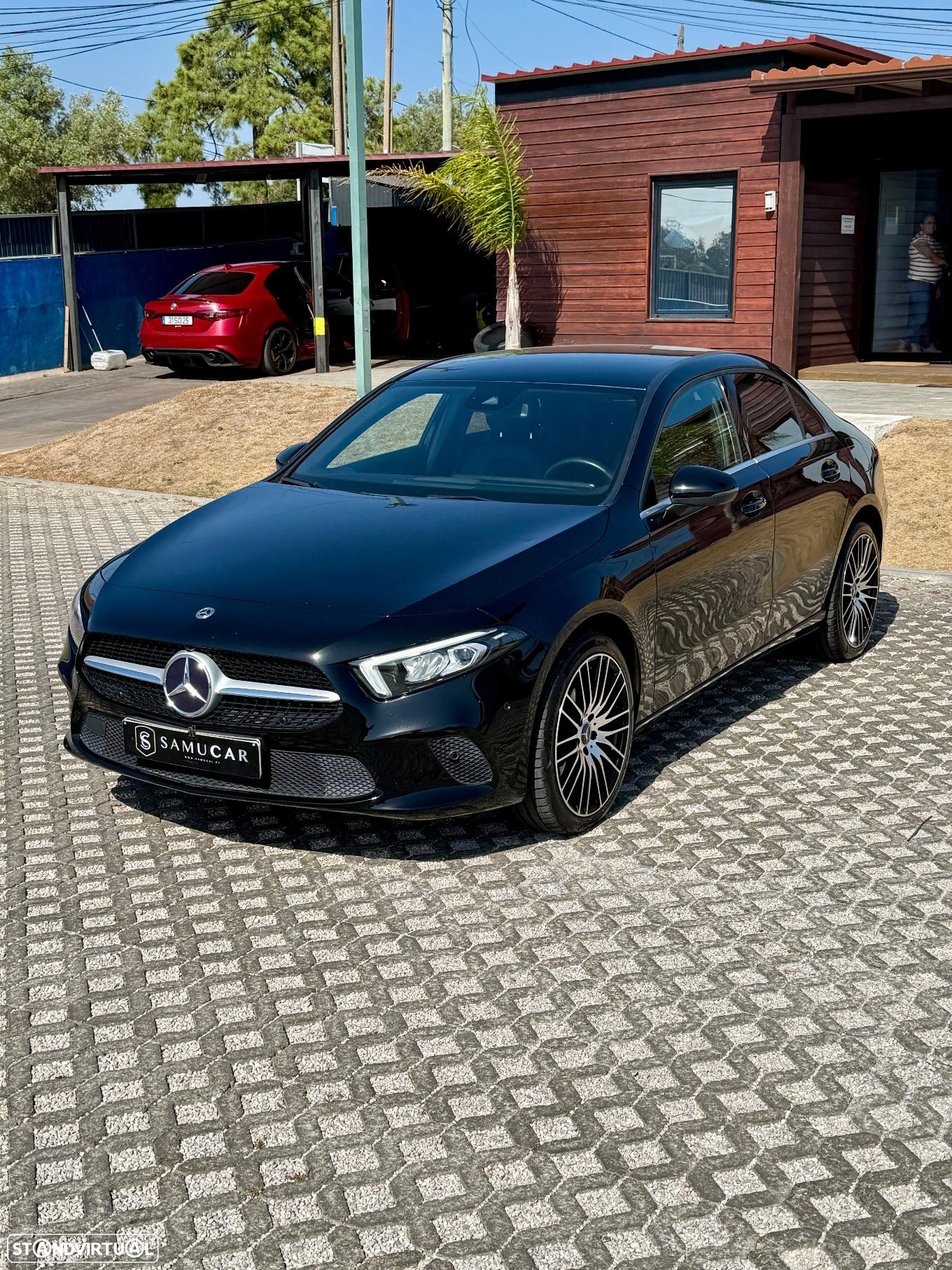 Mercedes-Benz A 250 Limousine e Style Plus - 2
