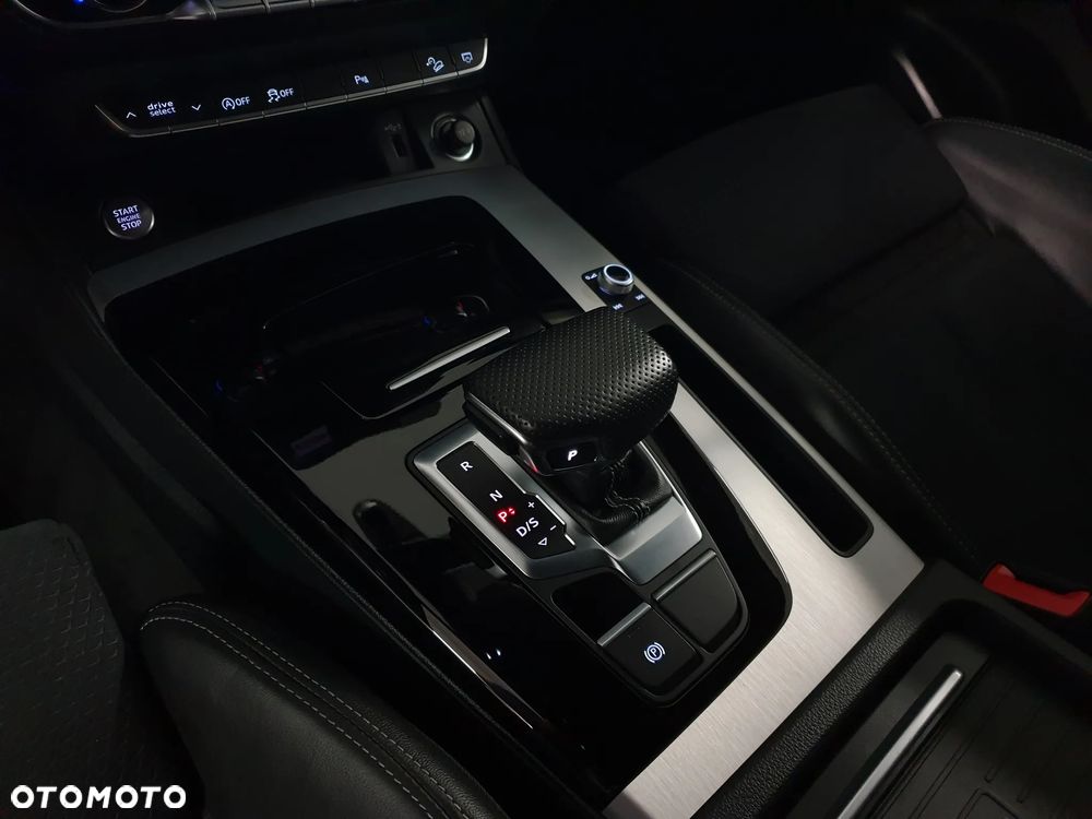 Audi Q5 Sportback 40 TDI quattro S tronic S line - 33