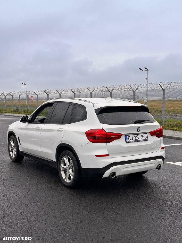 BMW X3 xDrive20d AT Advantage - 7