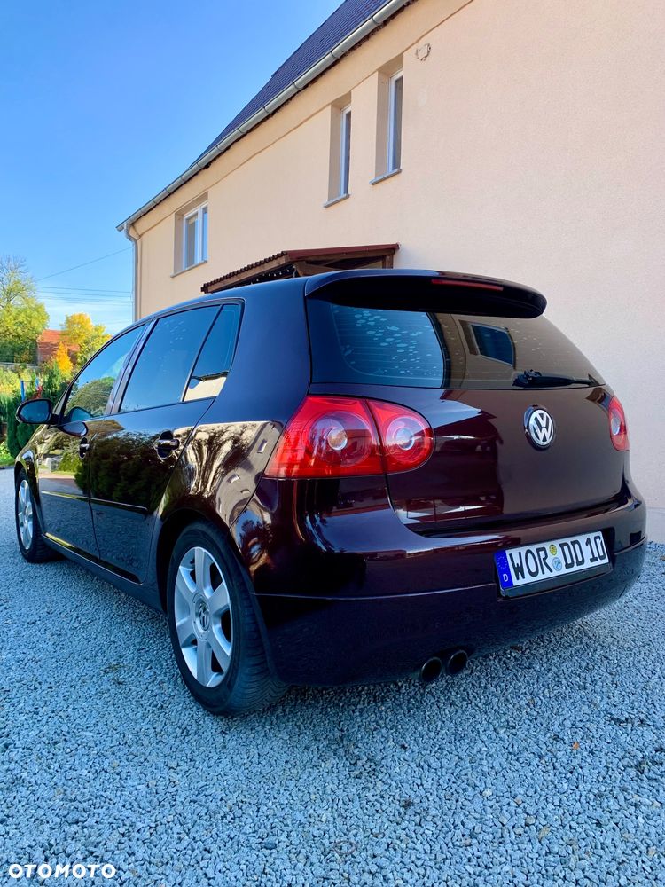Volkswagen Golf 2.0 FSI Individual - 17