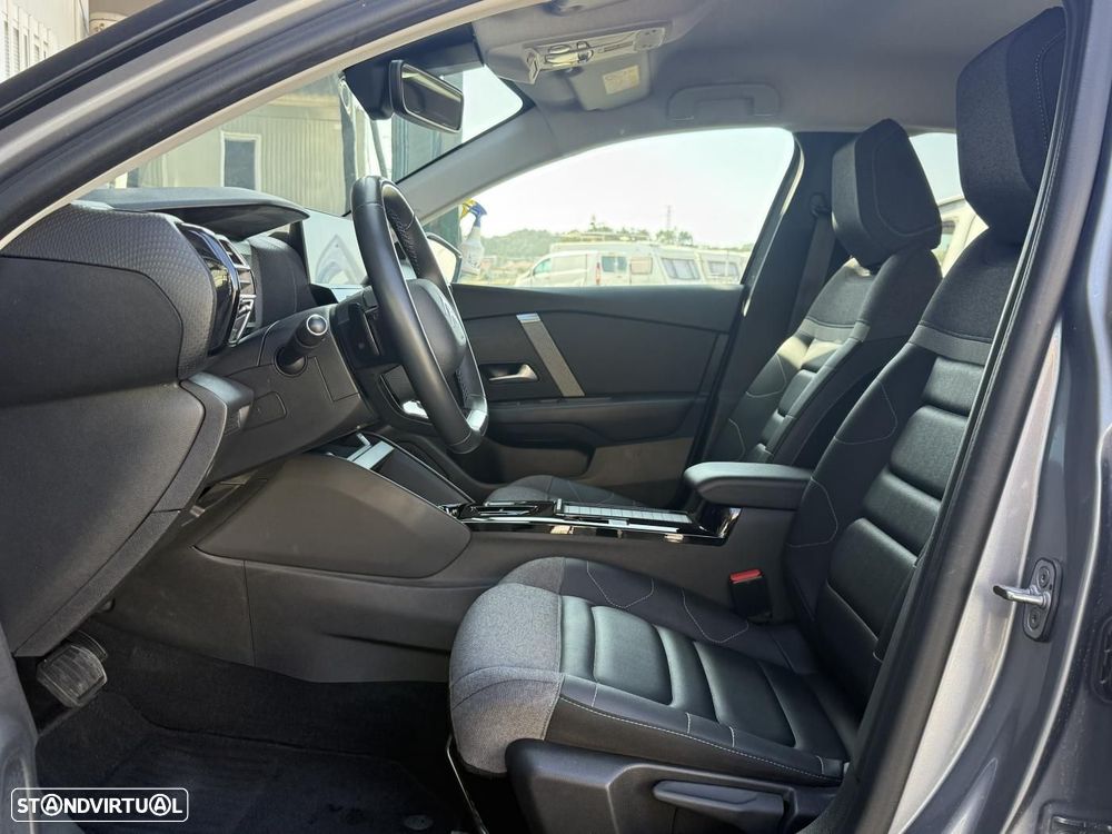 Citroën C4 1.2 PureTech Shine EAT8 - 25