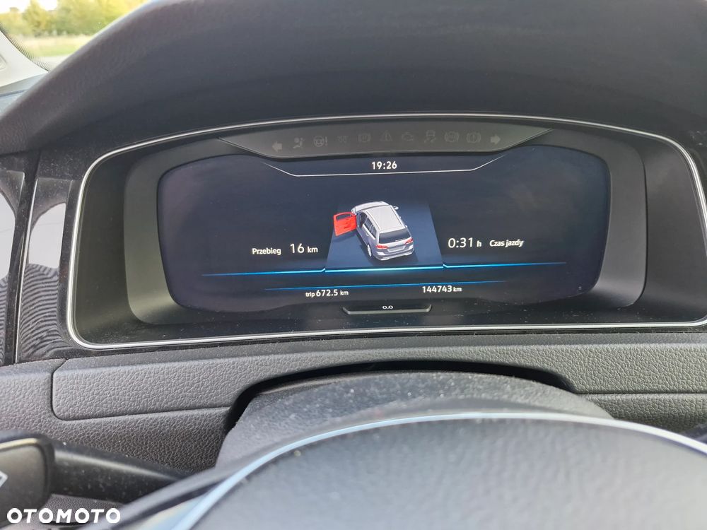 Volkswagen Golf - 24