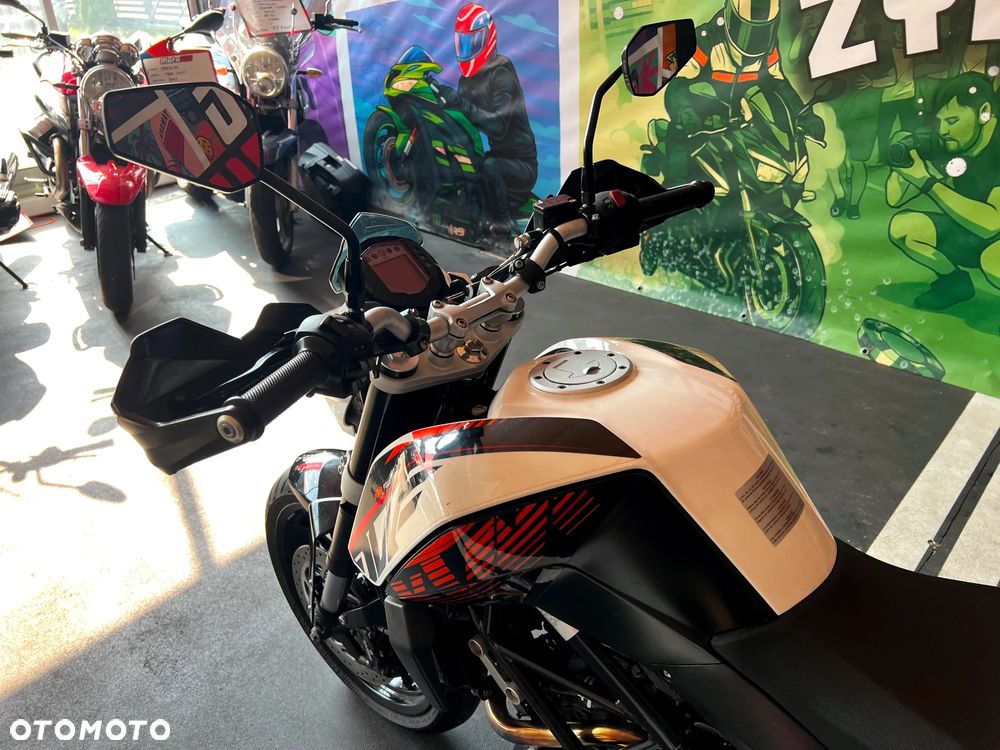 KTM Duke - 15