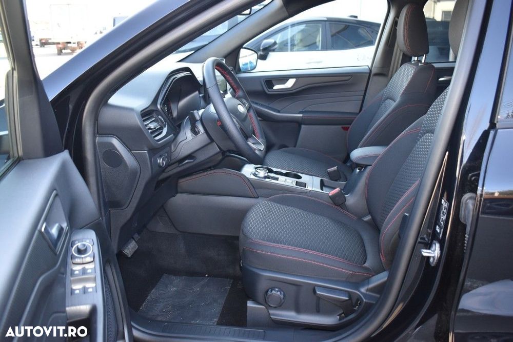 Ford Kuga 1.5 EcoBoost A8 FWD ST-Line - 11