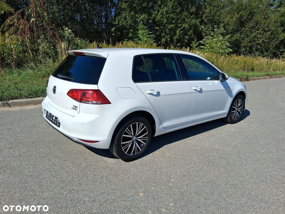 Volkswagen Golf 1.2 TSI BlueMotion Technology Allstar - 14
