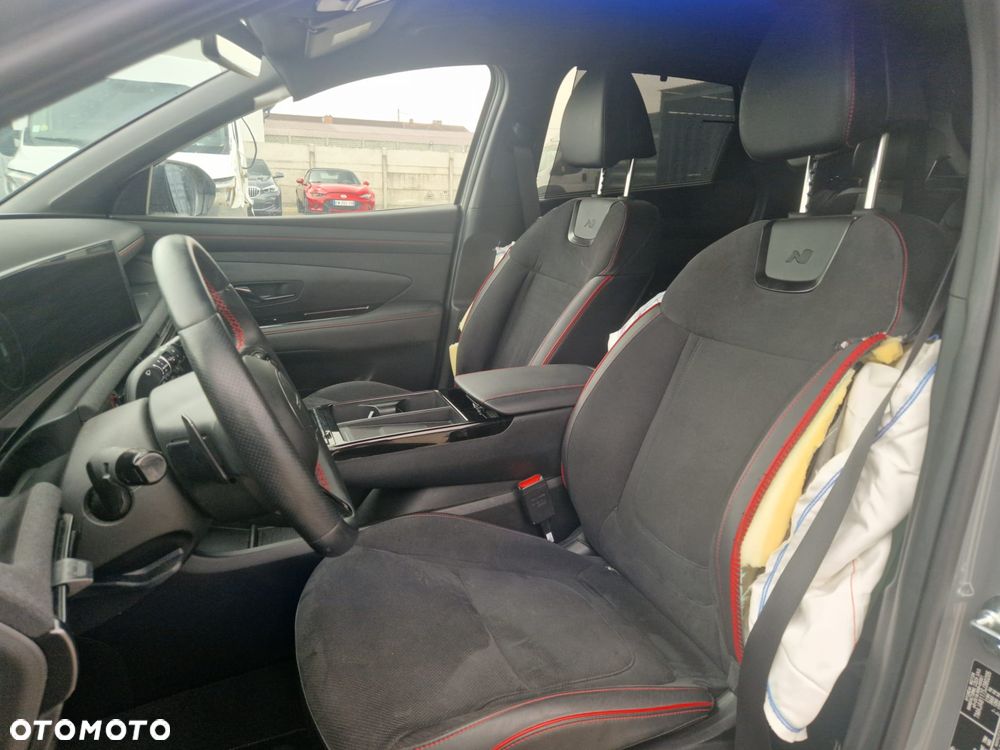 Hyundai Tucson 1.6 T-GDi HEV N-Line 2WD - 16