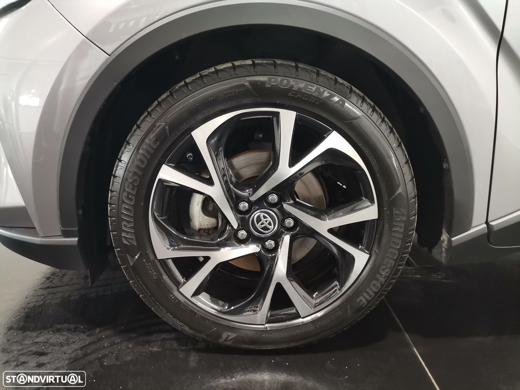 Toyota C-HR 1.8 Hybrid Square Collection - 15
