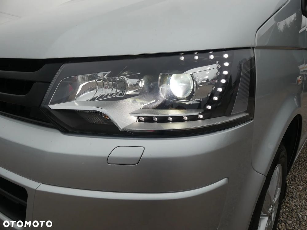 Volkswagen Transporter - 40