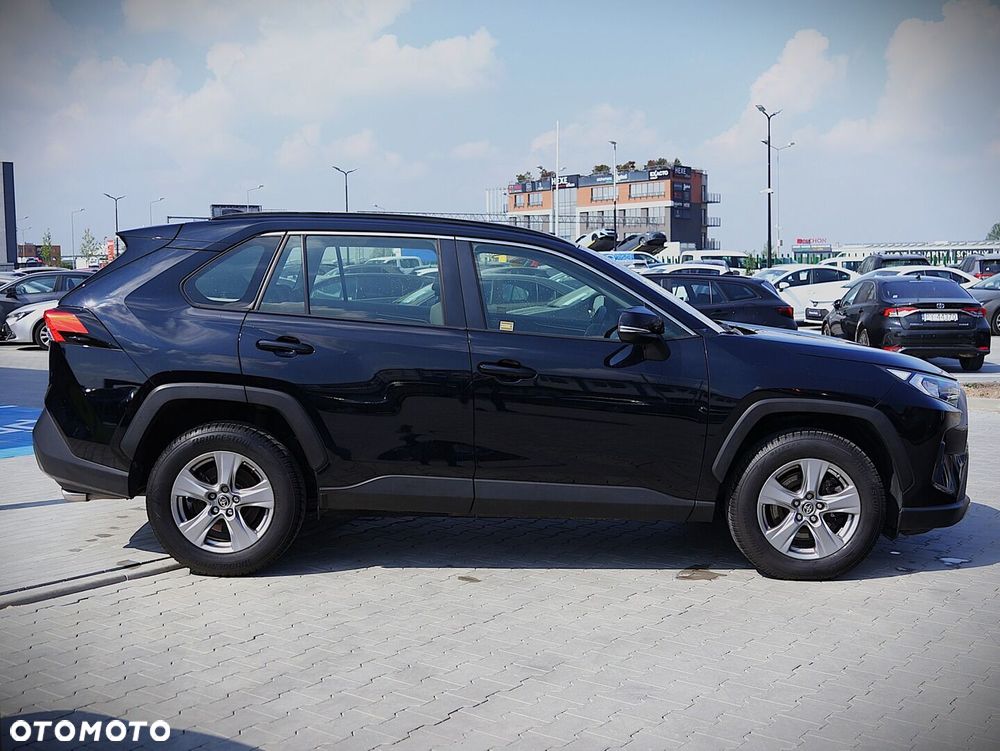 Toyota RAV4 - 4