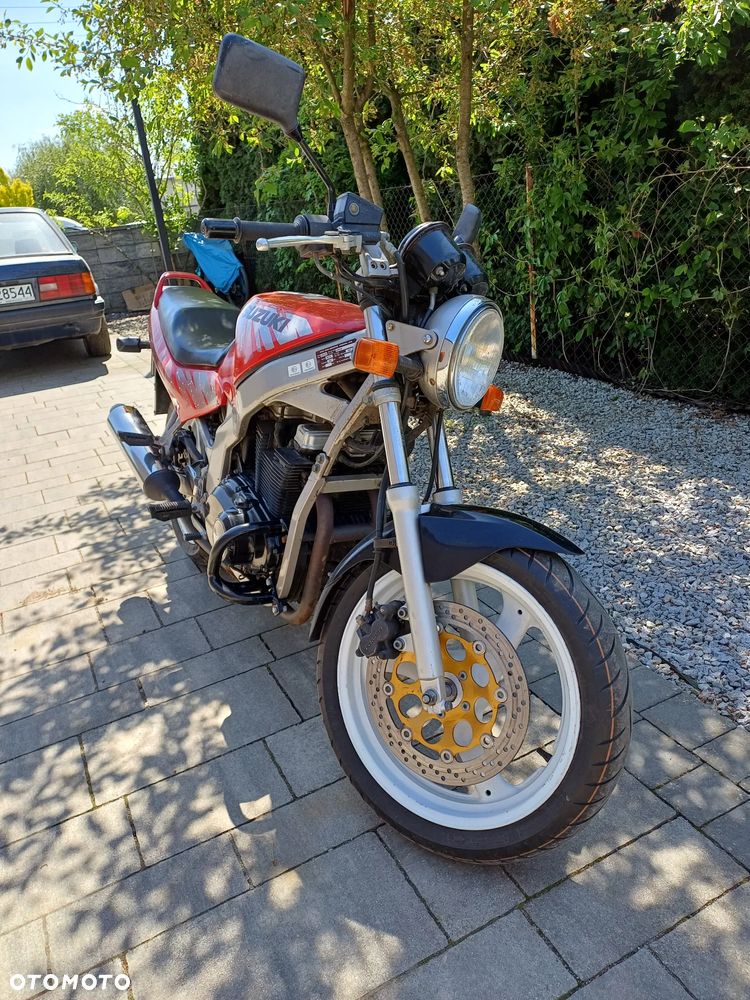 Suzuki GS - 4
