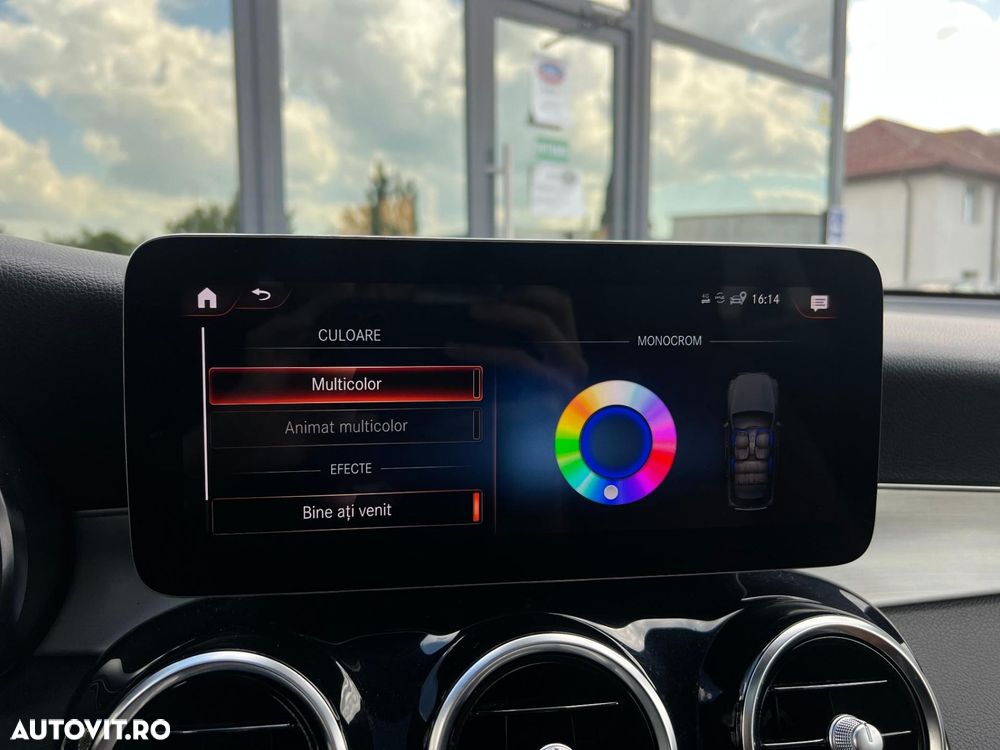 Mercedes-Benz GLC - 32