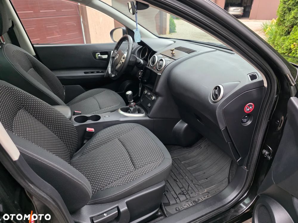 Nissan Qashqai+2 2.0 Tekna Premium - 8
