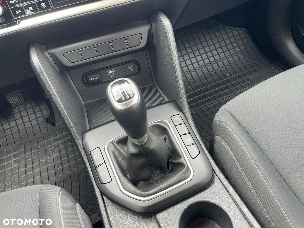 Kia Sportage - 15