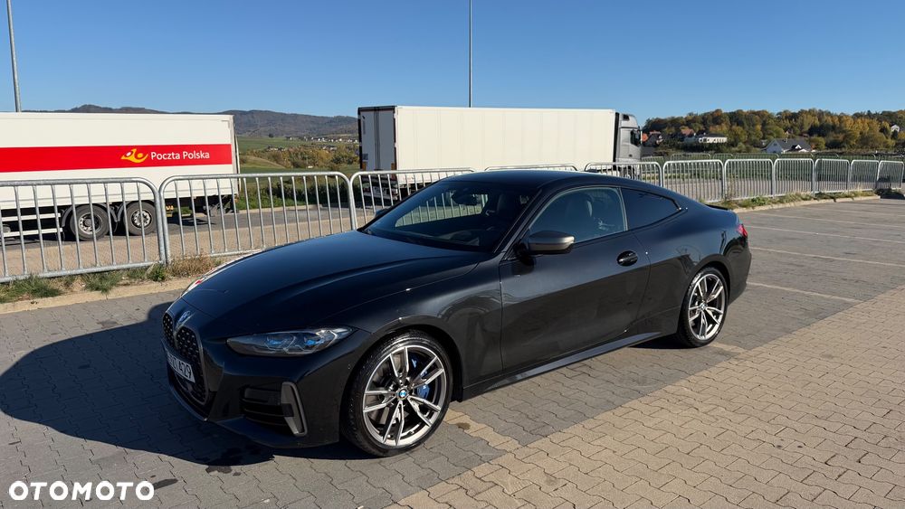 BMW M440I