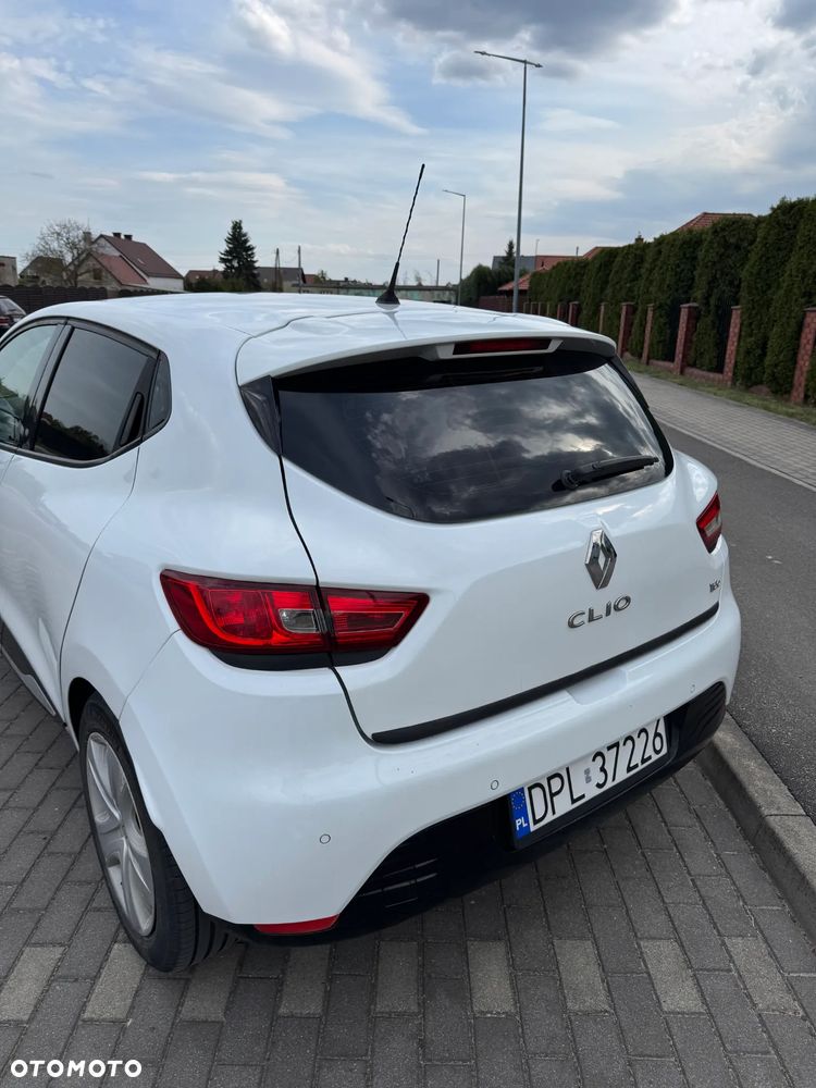 Renault Clio - 6