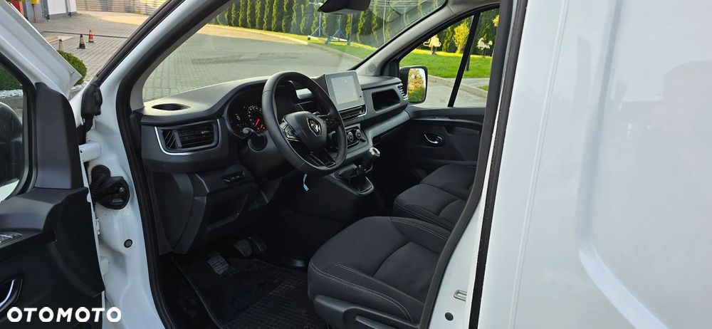 Renault Trafic - 20