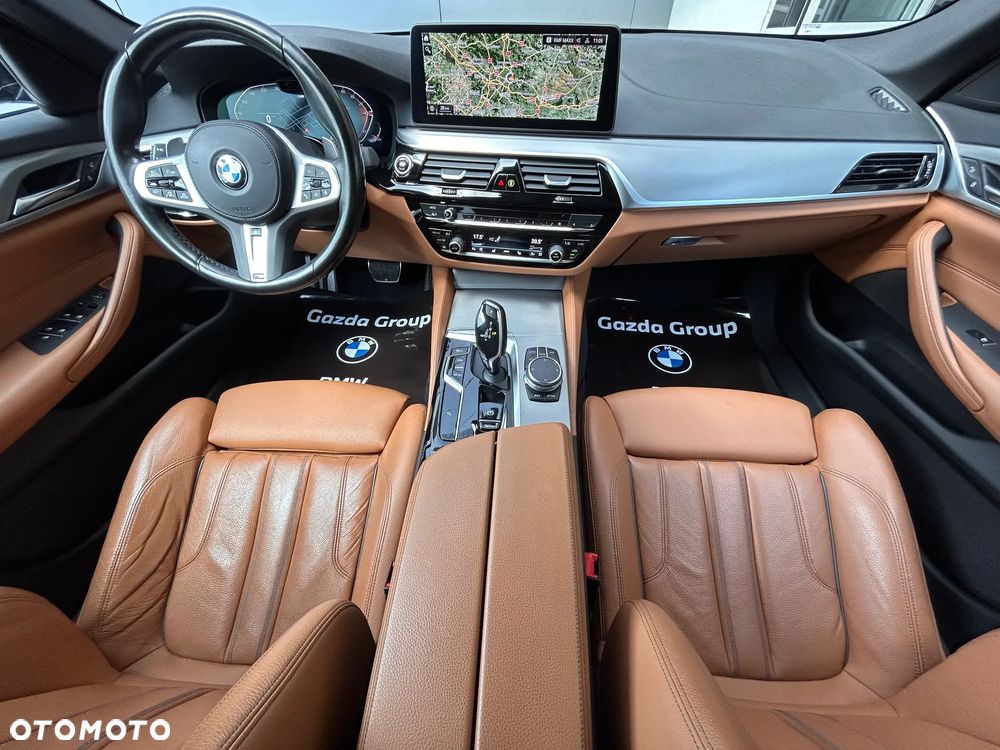 BMW Seria 5 530d xDrive mHEV M Sport sport - 28