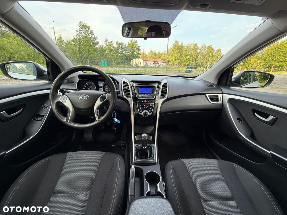 Hyundai i30 1.6 Premium - 17