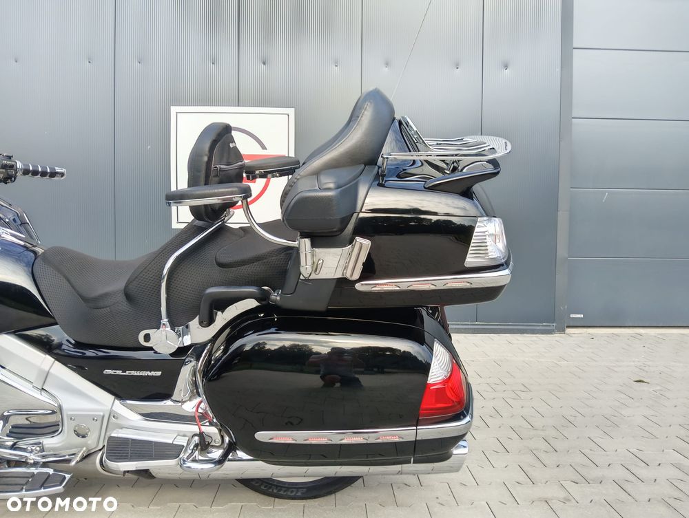 Honda GL - 9