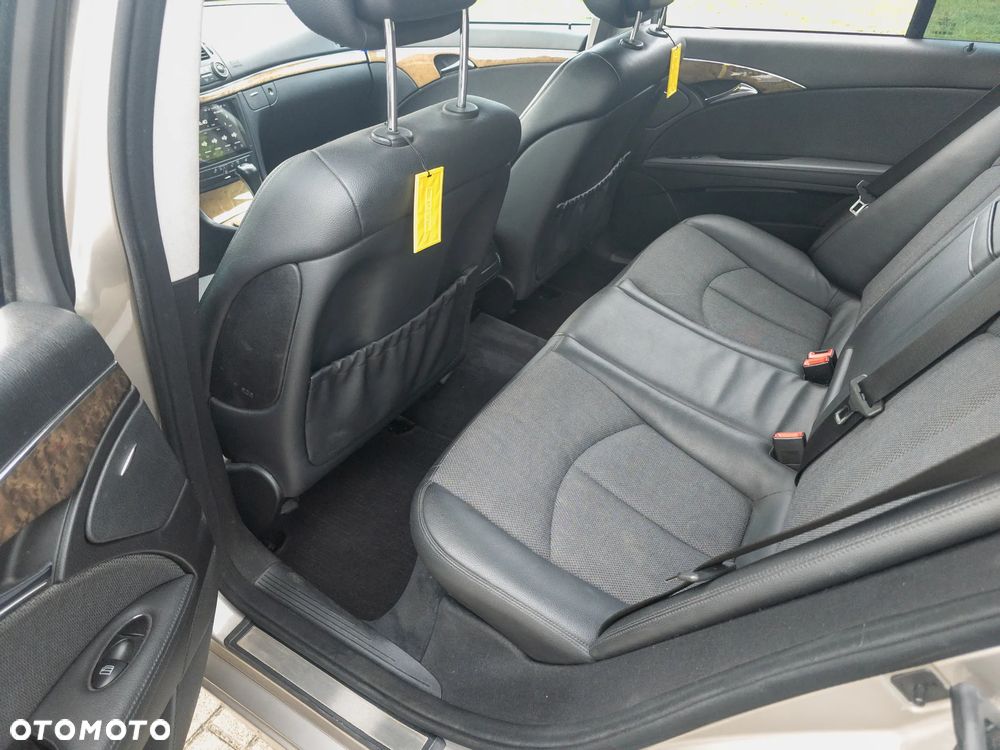 Mercedes-Benz Klasa E 220 CDI Automatik Avantgarde DPF - 13