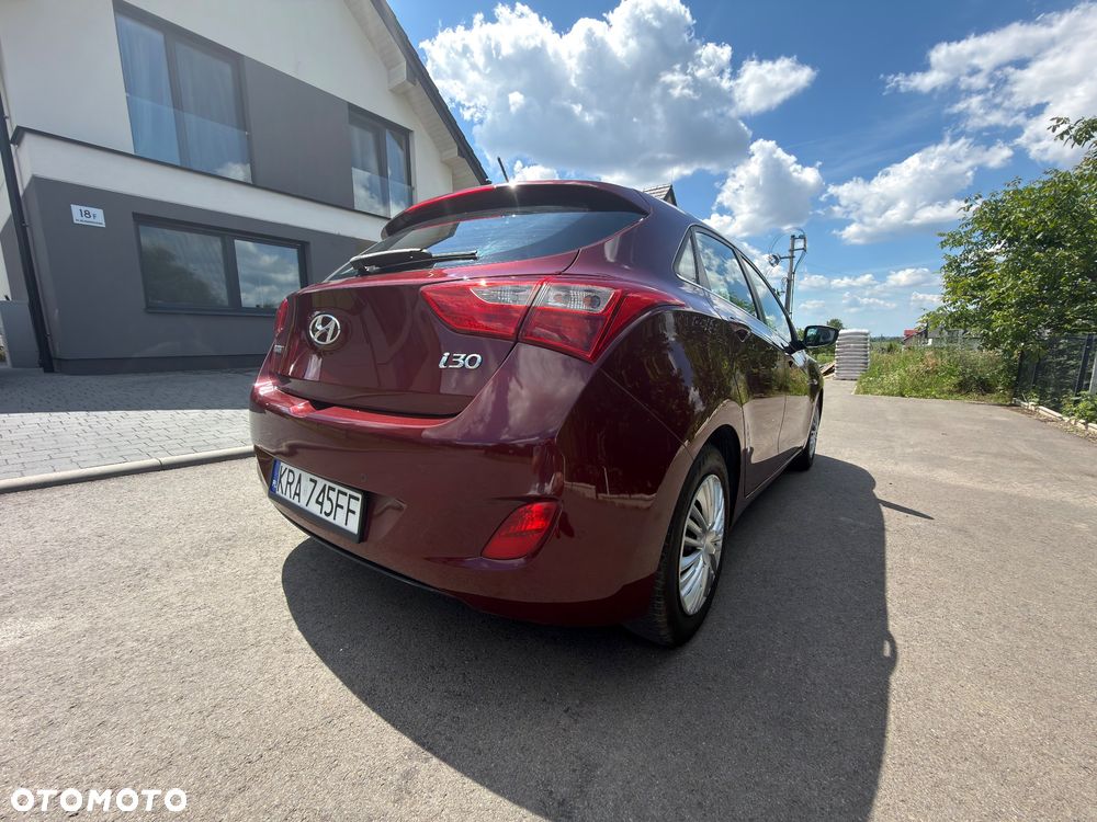 Hyundai i30 blue 1.4 Passion - 19