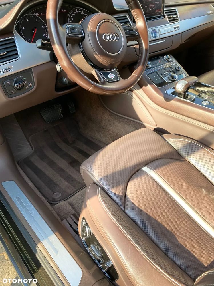 Audi A8 4.2 TDI L Quattro - 11