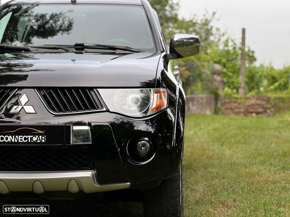 Mitsubishi L200 Pick Up 4x4 Intense Cabine Dupla - 43