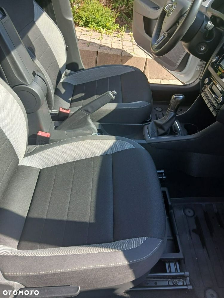 Skoda RAPID Spb 1.0 TSI Ambition - 28