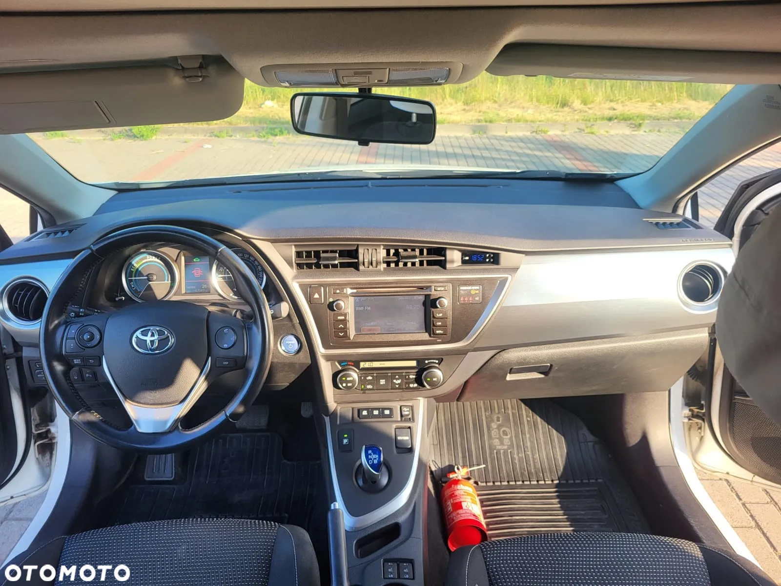 Toyota Auris Hybrid 135 Premium - 5