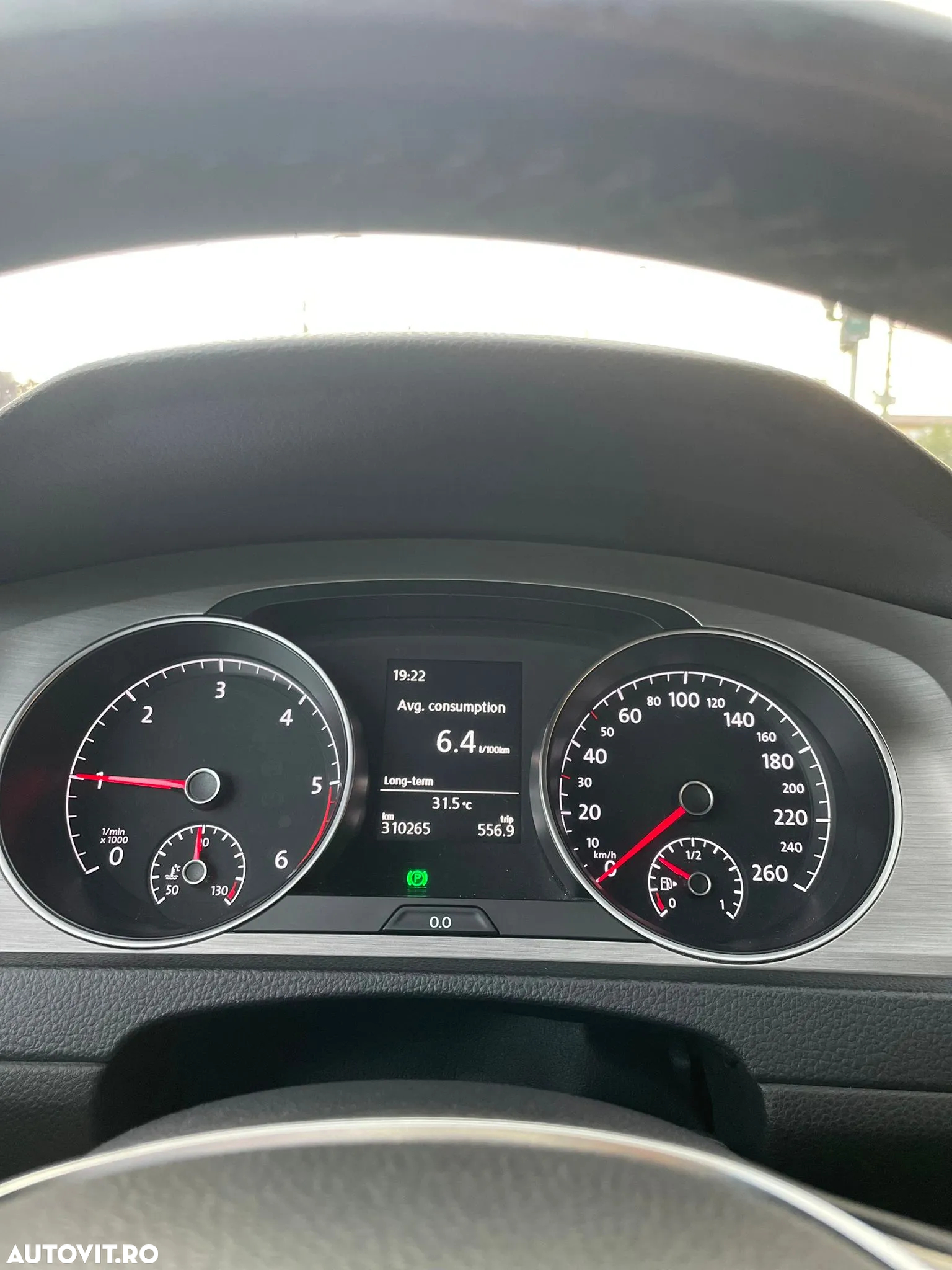 Volkswagen Golf - 21