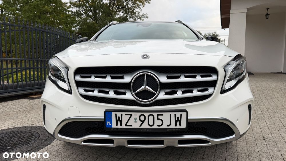 Mercedes-Benz GLA 200 7G-DCT Urban