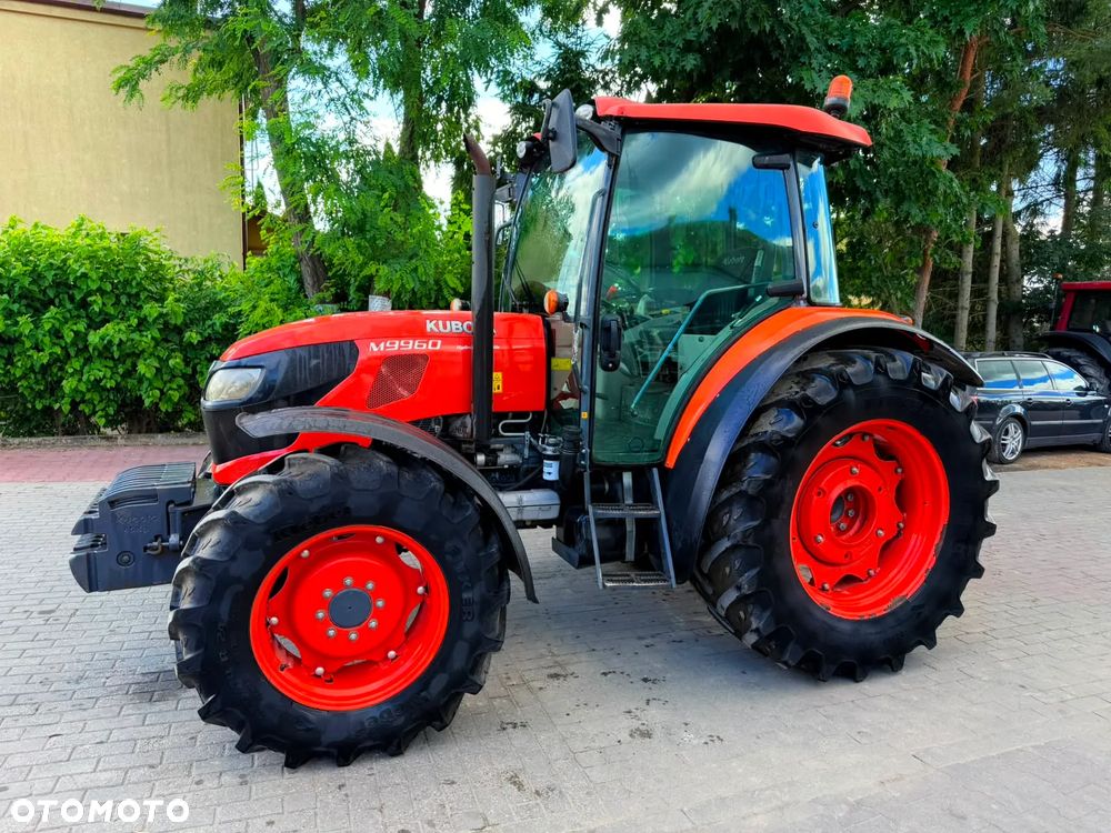 Kubota M9960 Hydraulic Shuttle - 10