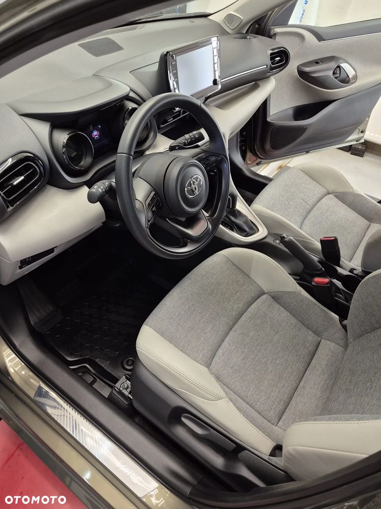 Toyota Yaris 1.5 Selection Elegant CVT - 13