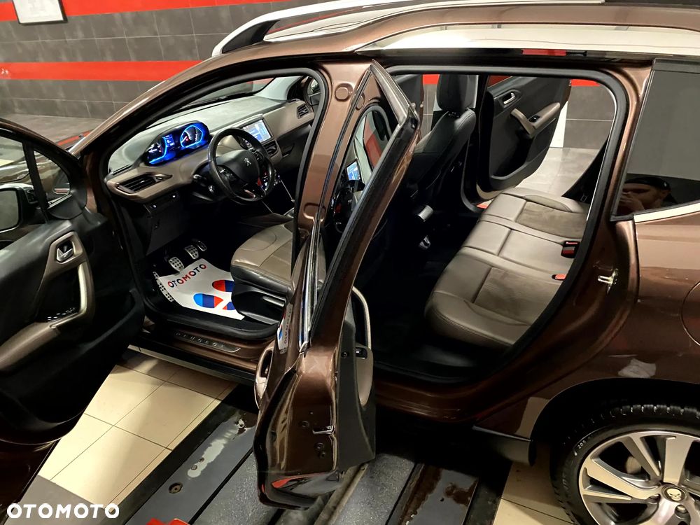 Peugeot 2008 120 VTI Allure - 17