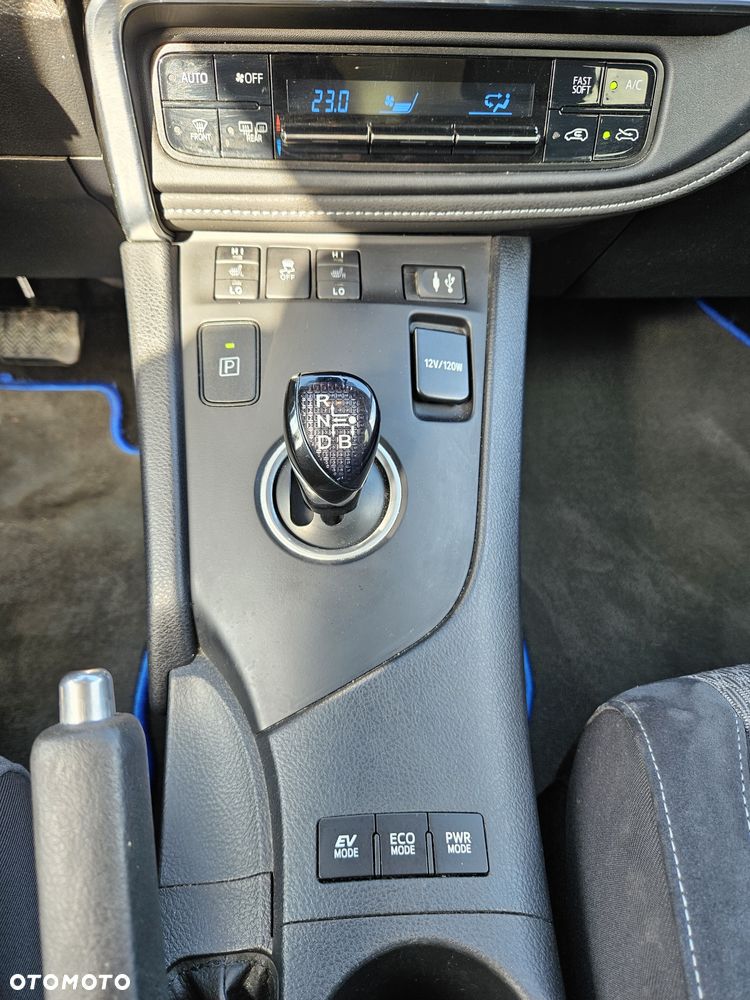 Toyota Auris - 31
