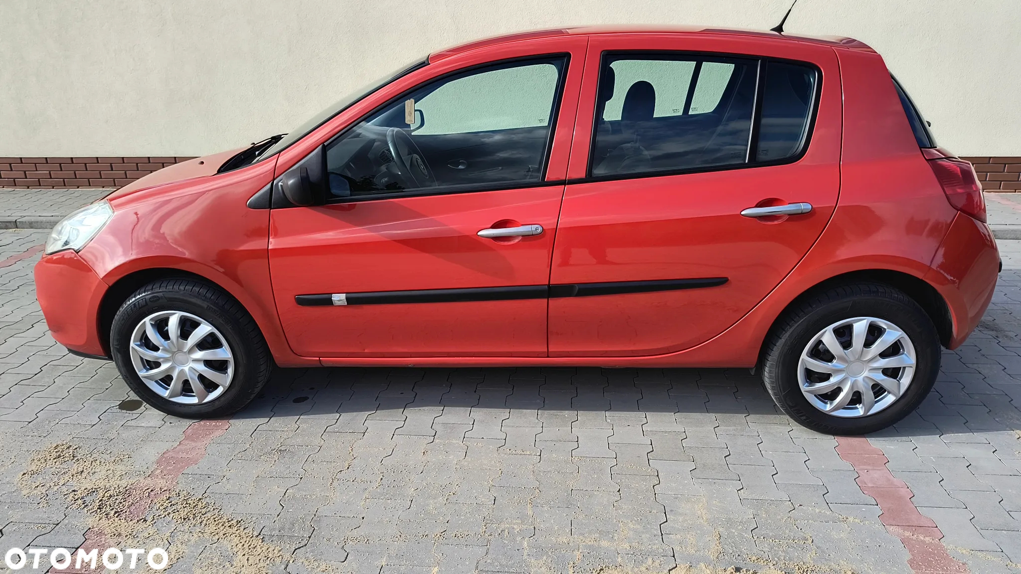 Renault Clio 1.2 16V Alize - 2