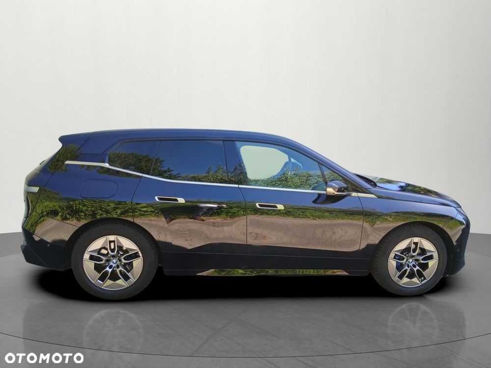 BMW iX xDrive40 76.6kWh - 6