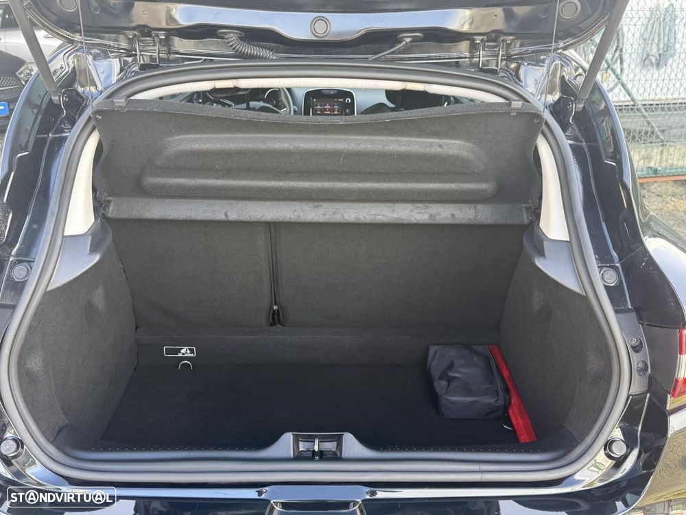 Renault Clio 0.9 TCe Limited Bi-Fuel - 35