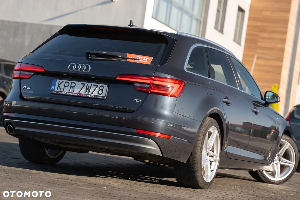 Audi A4 Avant 2.0 TDI Design - 11