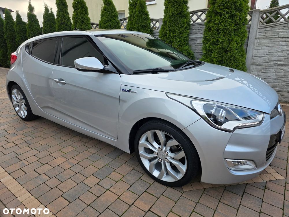 Hyundai Veloster - 20