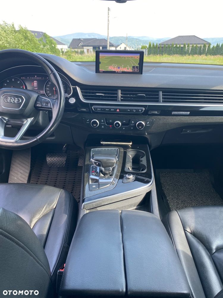 Audi Q7 - 15