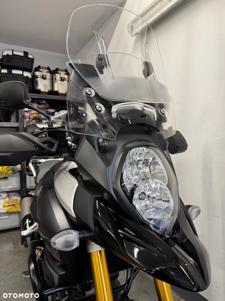 Suzuki V-STROM - 35