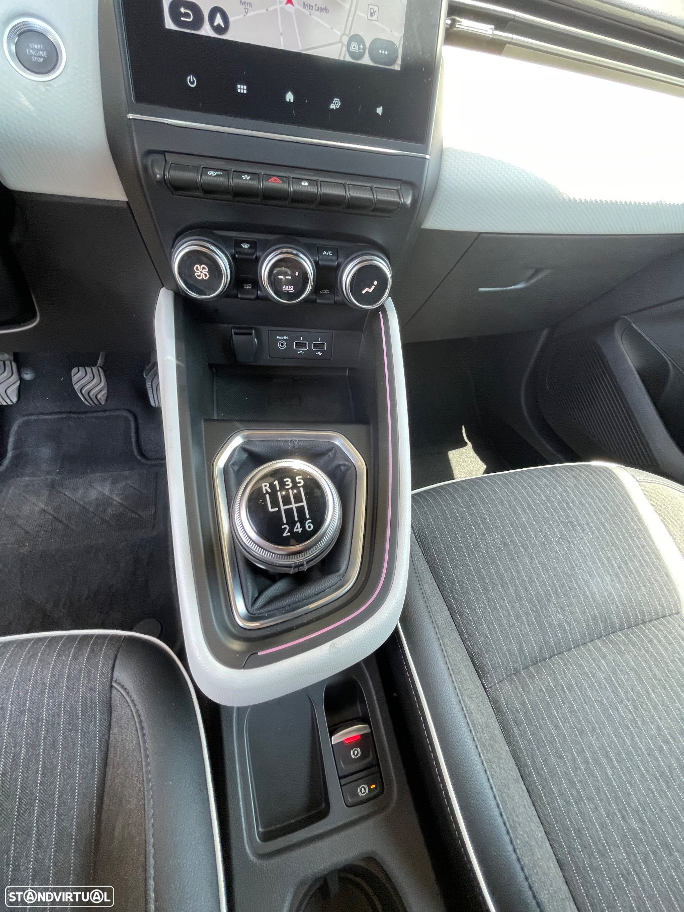 Renault Clio 1.0 TCe Intens Bi-Fuel - 29